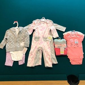 Lot of 6 and 9 month clothes- girls